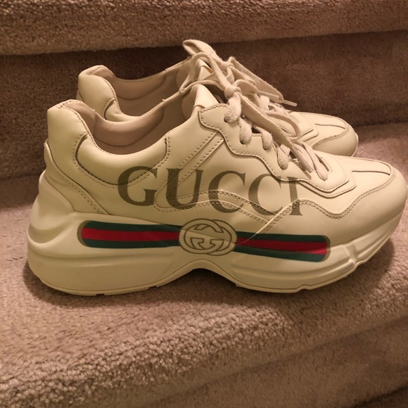 SOLD!Gucci sneaker - Picture 10 of 12